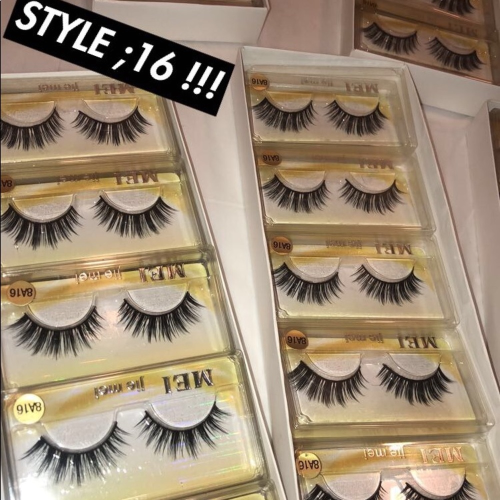 FALSE LASHES